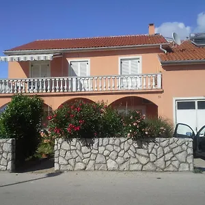 Apartment Matic, Omišalj
